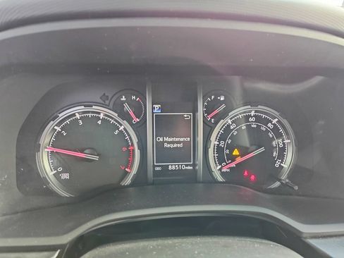 Used 2022 Toyota 4Runner TRD Off-Road Premium w/ Revi AWD/4WD image 10
