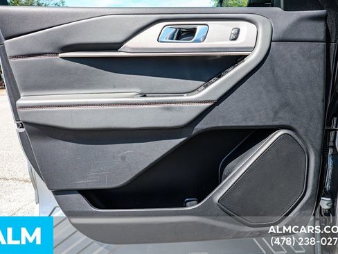 Used 2025 Ford Explorer Active image 44