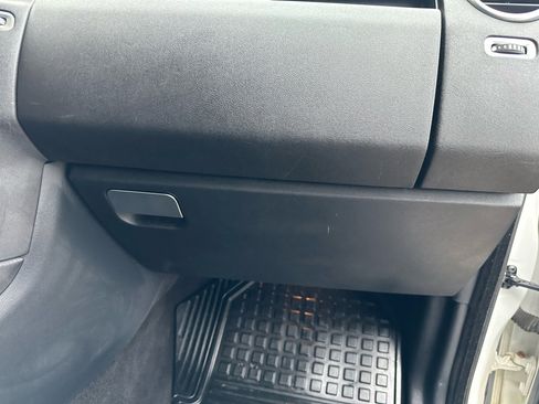 Used 2016 Land Rover LR4 HSE image 26