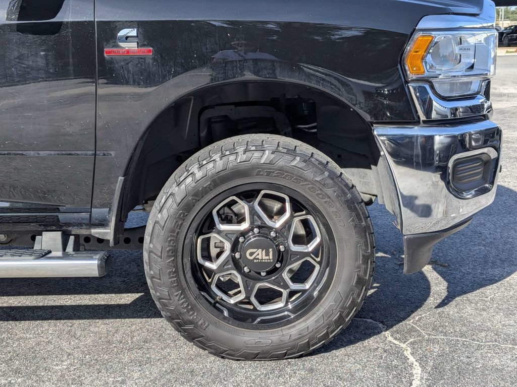 Used 2023 RAM 2500 Tradesman AWD/4WD image 11