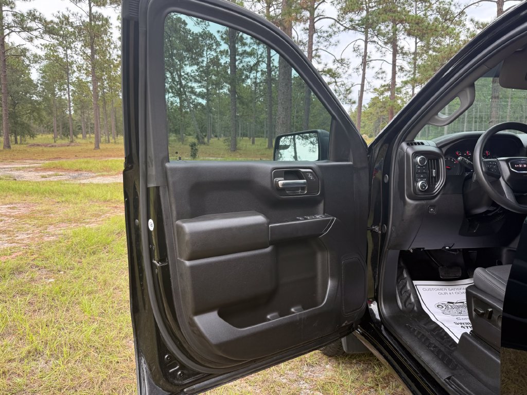 Used 2024 GMC Sierra 1500 Pro w/ Pro Value Package AWD/4WD image 11
