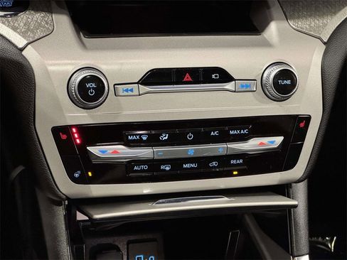 Used 2023 Ford Explorer Timberline image 23