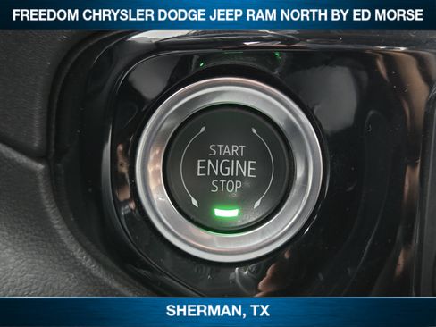 Used 2025 GMC Sierra 1500 SLT AWD/4WD image 15