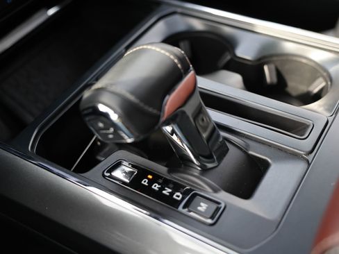 Used 2023 Ford F150 Lariat w/ Equipment Group 502A High image 24