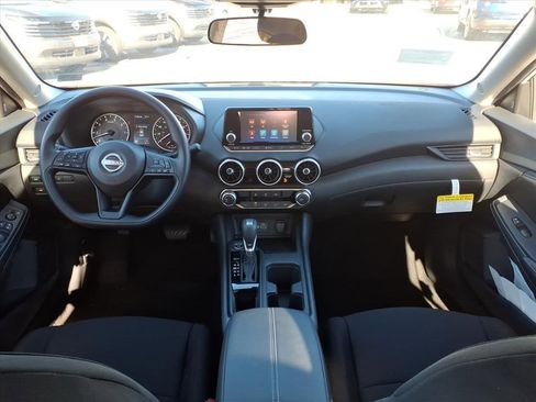 New 2025 Nissan Sentra S image 9