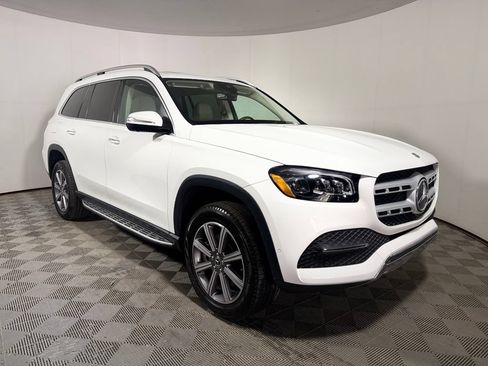 Used 2022 Mercedes-Benz GLS 450 4MATIC image 9