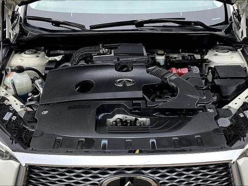 Certified 2019 INFINITI QX50 Luxe w/ Navigation Package AWD/4WD image 29