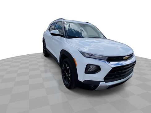 Used 2023 Chevrolet TrailBlazer LT FWD image 4