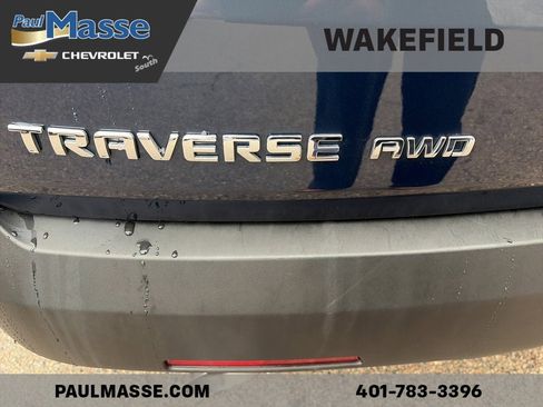 Certified 2023 Chevrolet Traverse LT w/ Rear Camera Mirror Package image 23