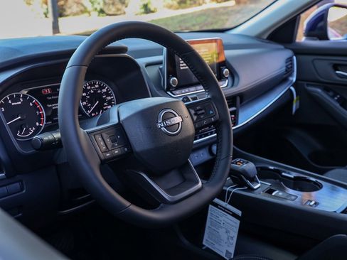 New 2026 Nissan Rogue SV image 14