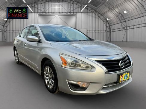 Used 2015 Nissan Altima 2.5 S w/ Power Driver Seat Package image 7