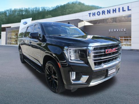 Used 2023 GMC Yukon XL SLT w/ SLT Luxury Package AWD/4WD image 1