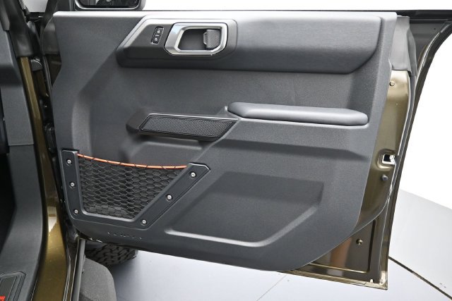 New 2026 Ford Bronco Raptor w/ Interior Carbon Fiber Pack AWD/4WD image 34