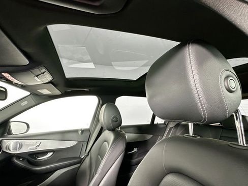 Used 2019 Mercedes-Benz GLC 350e 4MATIC image 18