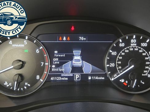 Used 2024 INFINITI QX55 Luxe AWD/4WD image 11
