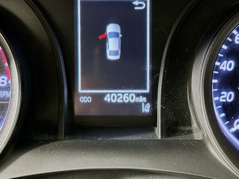 Used 2023 Toyota Camry SE image 18