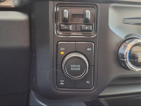 New 2026 Ford F250 Lariat w/ Black Appearance Package image 9