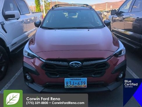 Used 2025 Subaru Crosstrek 2.5i Premium AWD/4WD image 2