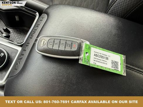 Used 2025 Nissan Pathfinder SV image 43