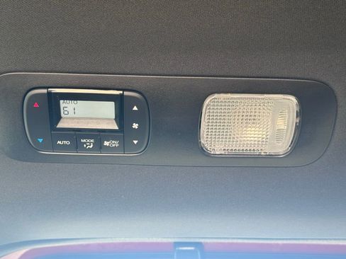 Used 2024 Honda Odyssey Sport image 43