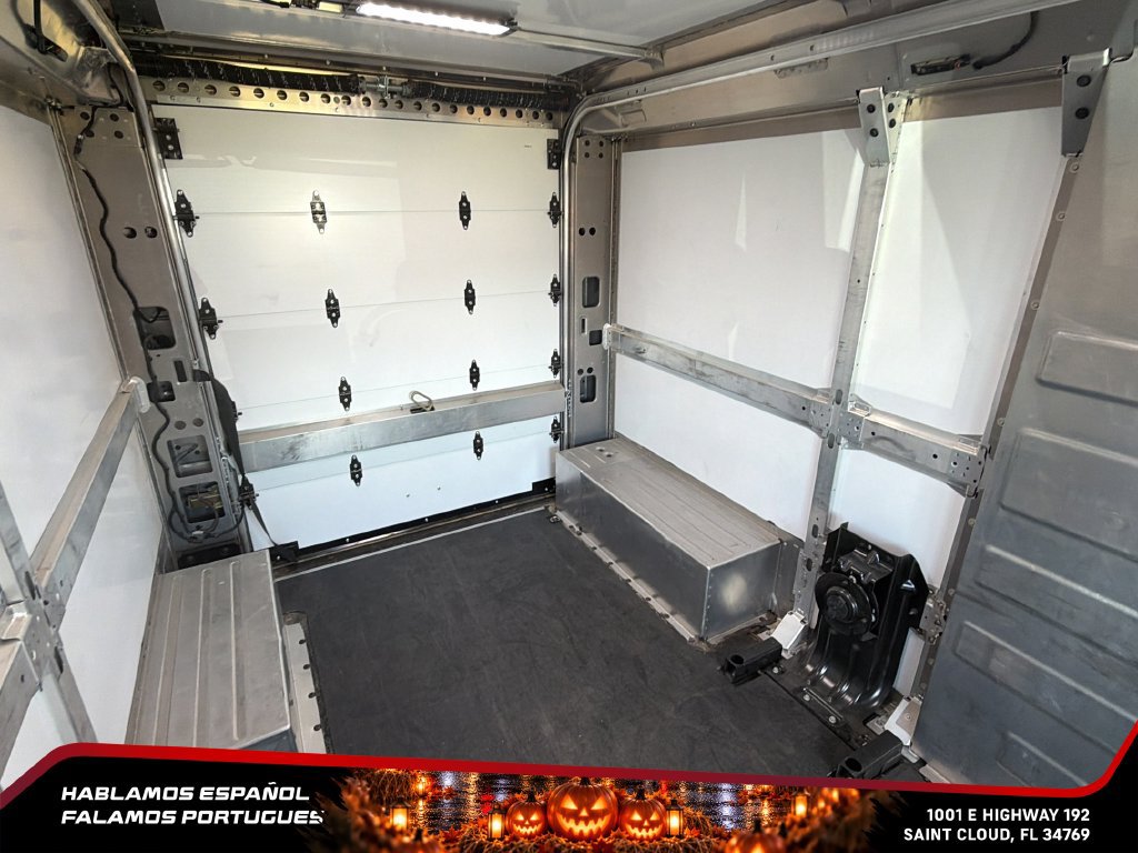 Used 2024 Chevrolet Brightdrop 400 w/ Commercial Equipment Package AWD/4WD image 30