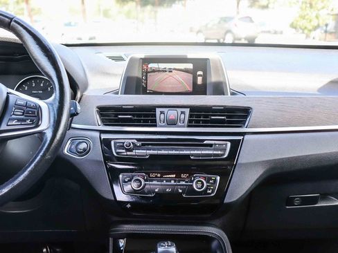 Used 2016 BMW X1 xDrive28i AWD/4WD image 16