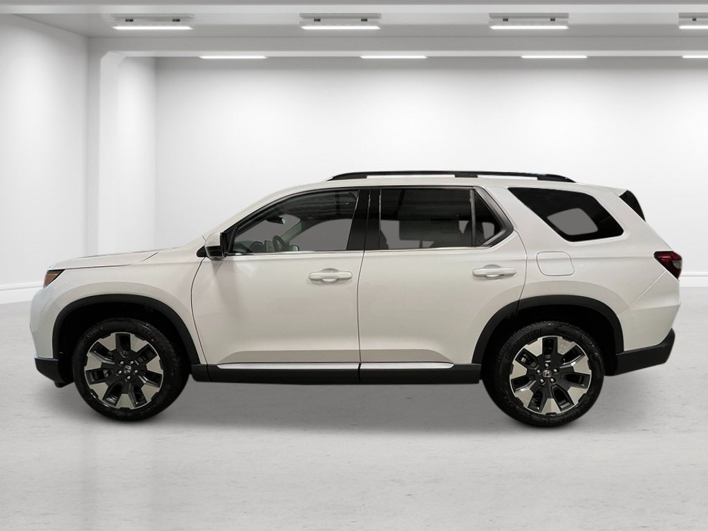 New 2026 Honda Pilot Touring image 2