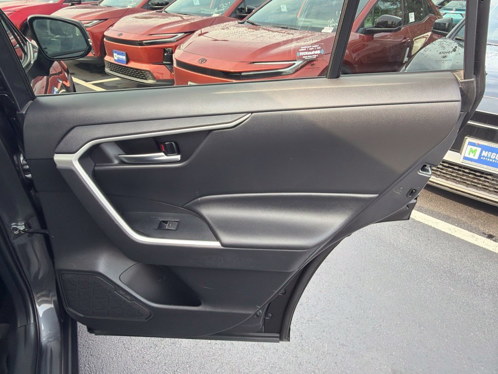Certified 2022 Toyota RAV4 XLE Premium AWD/4WD image 12