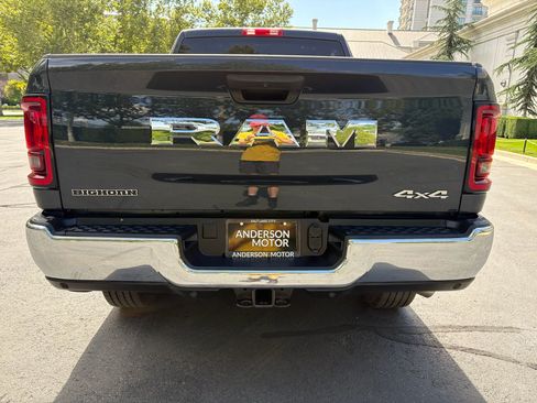 Used 2026 RAM 2500 Big Horn AWD/4WD image 9