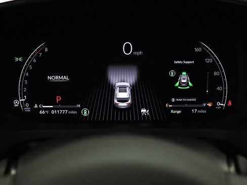 Used 2024 Acura MDX SH-AWD w/ Technology Package image 3