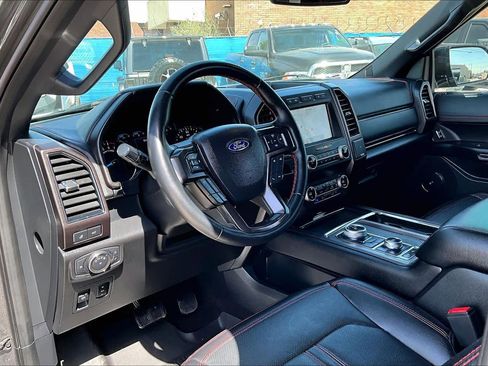 Used 2021 Ford Expedition Limited AWD/4WD image 17