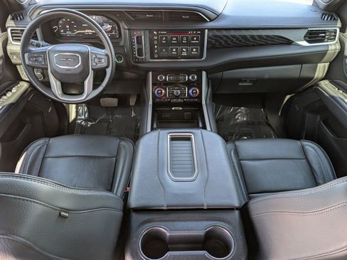 Used 2023 GMC Yukon XL Denali AWD/4WD image 21