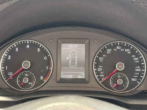 Used 2014 Volkswagen Eos Komfort FWD image 11