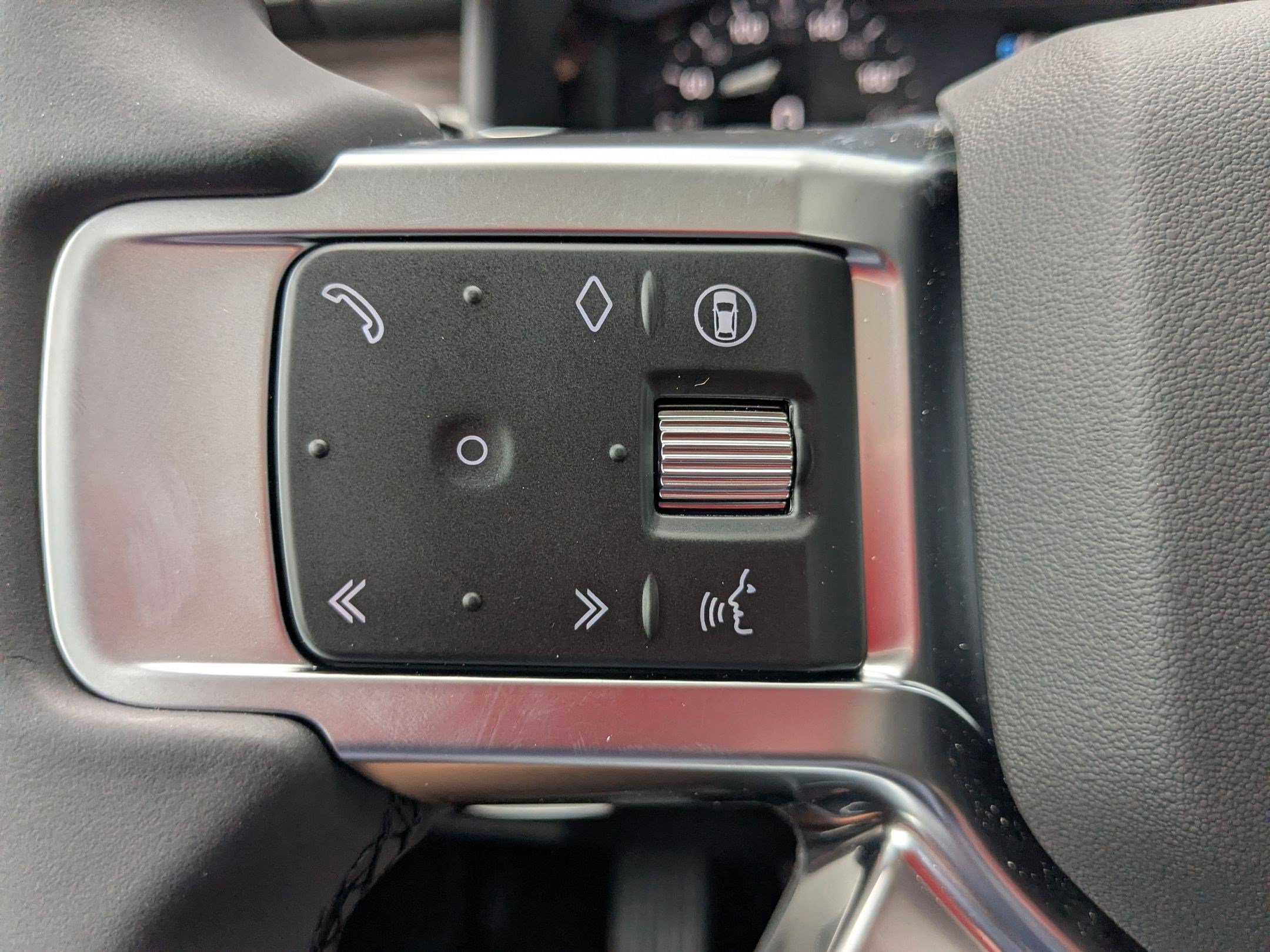 New 2026 Land Rover Discovery S AWD/4WD image 17