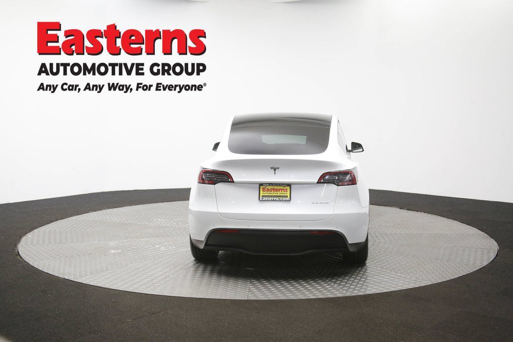 Used 2022 Tesla Model Y Long Range AWD/4WD image 30
