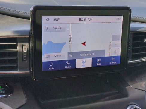 Used 2020 Ford Explorer Platinum image 22