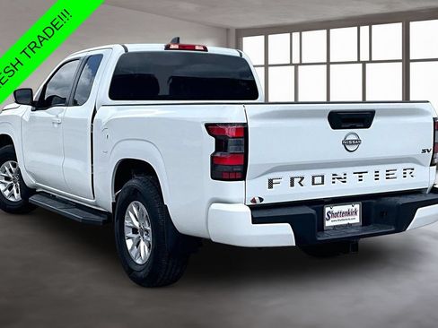 Used 2024 Nissan Frontier SV RWD image 4