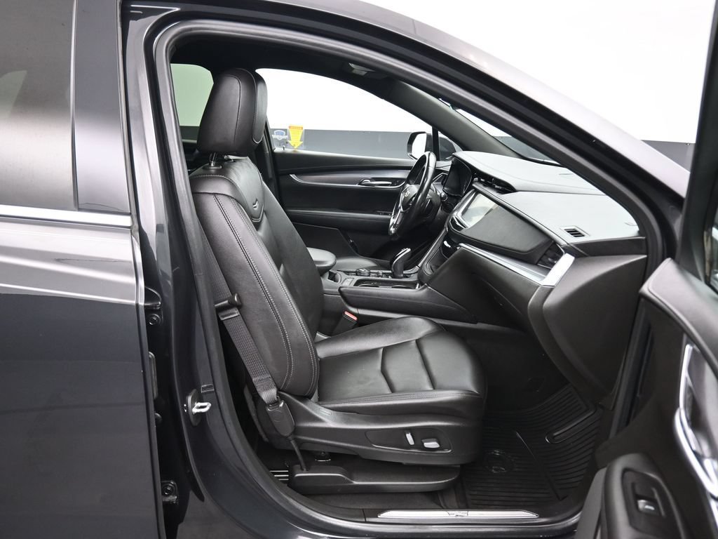 Used 2020 Cadillac XT5 Luxury FWD image 40