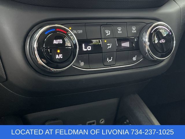 Certified 2021 Chevrolet TrailBlazer LT w/ Convenience Package FWD image 17