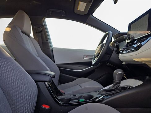 Used 2023 Toyota Corolla SE image 26
