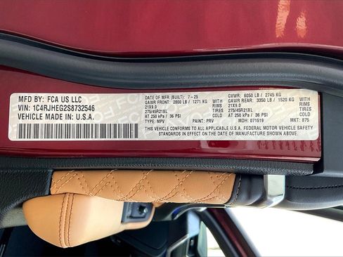 New 2025 Jeep Grand Cherokee Summit w/ Obsidian Package image 13