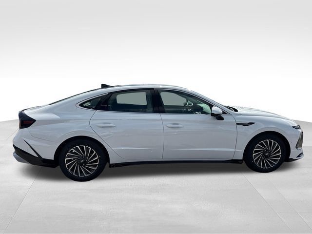 New 2026 Hyundai Sonata Limited FWD image 6