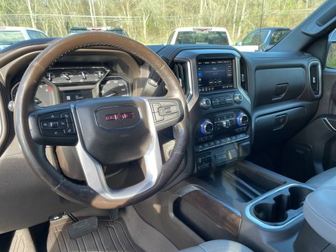 Used 2021 GMC Sierra 1500 SLT image 24