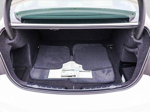 Used 2018 BMW 320i xDrive Sedan image 22