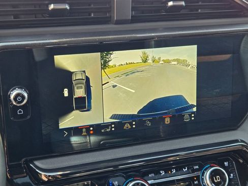 Used 2024 GMC Sierra 1500 AT4 w/ Technology Package image 30