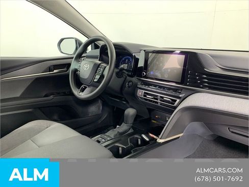 Used 2026 Toyota Camry LE w/ Convenience Package FWD image 35