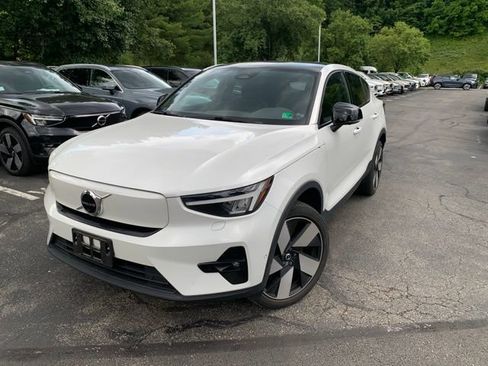 Used 2023 Volvo C40 P8 Recharge Ultimate AWD/4WD image 1