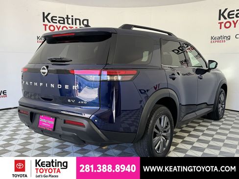Used 2024 Nissan Pathfinder SV AWD/4WD image 5