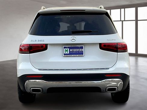 Used 2021 Mercedes-Benz GLB 250 4MATIC image 5