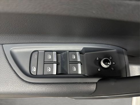 Used 2018 Audi Q5 2.0T Premium image 28